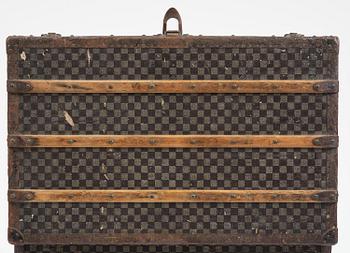 Louis Vuitton suitcase, late 19th century.