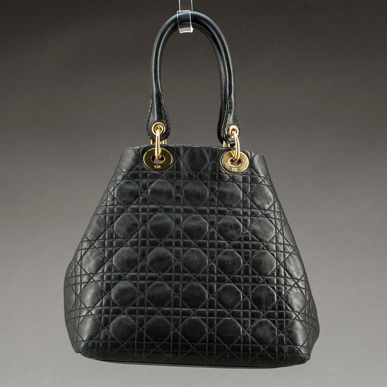 VÄSKA, "Cannage", Christian Dior.