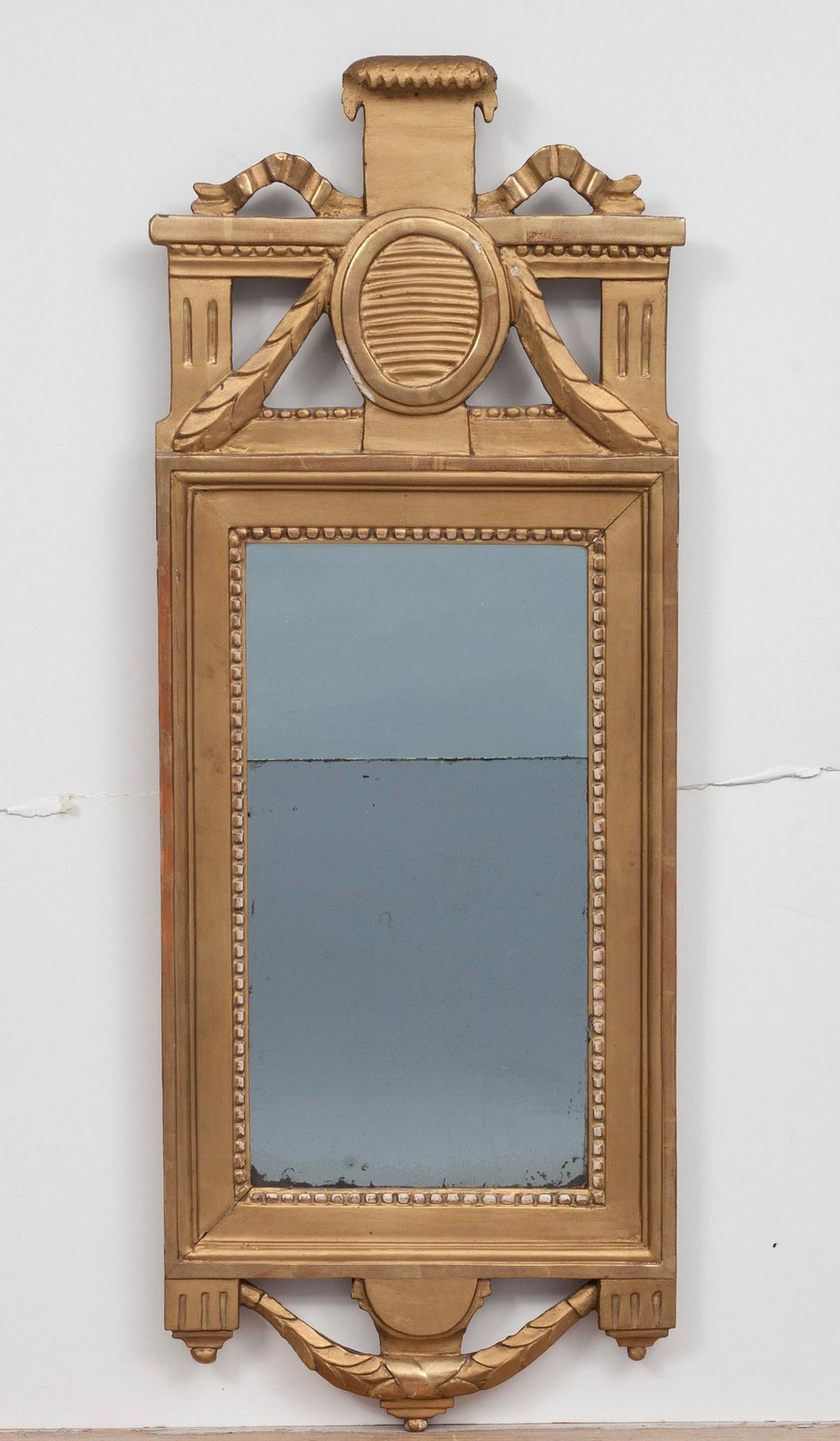 SPEGEL, sengustaviansk, Omkring 1800.