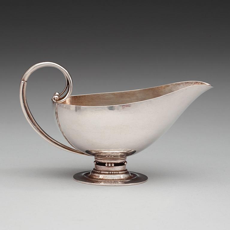 A Johan Rohde 830/1000 silver sauceboat, Georg Jensen, Copenhagen 1919.