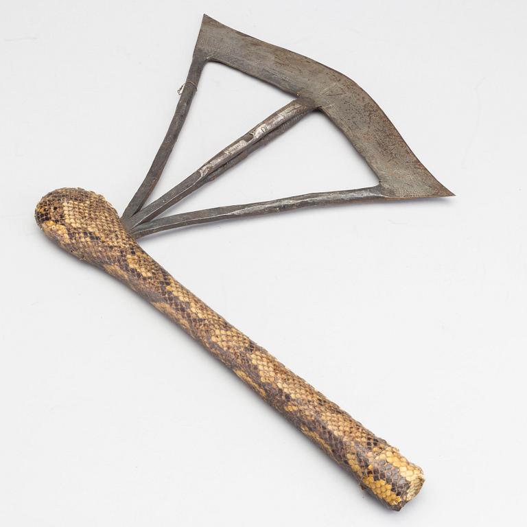 THROWING KNIFE, Zande, Nzakara, Central Africa.