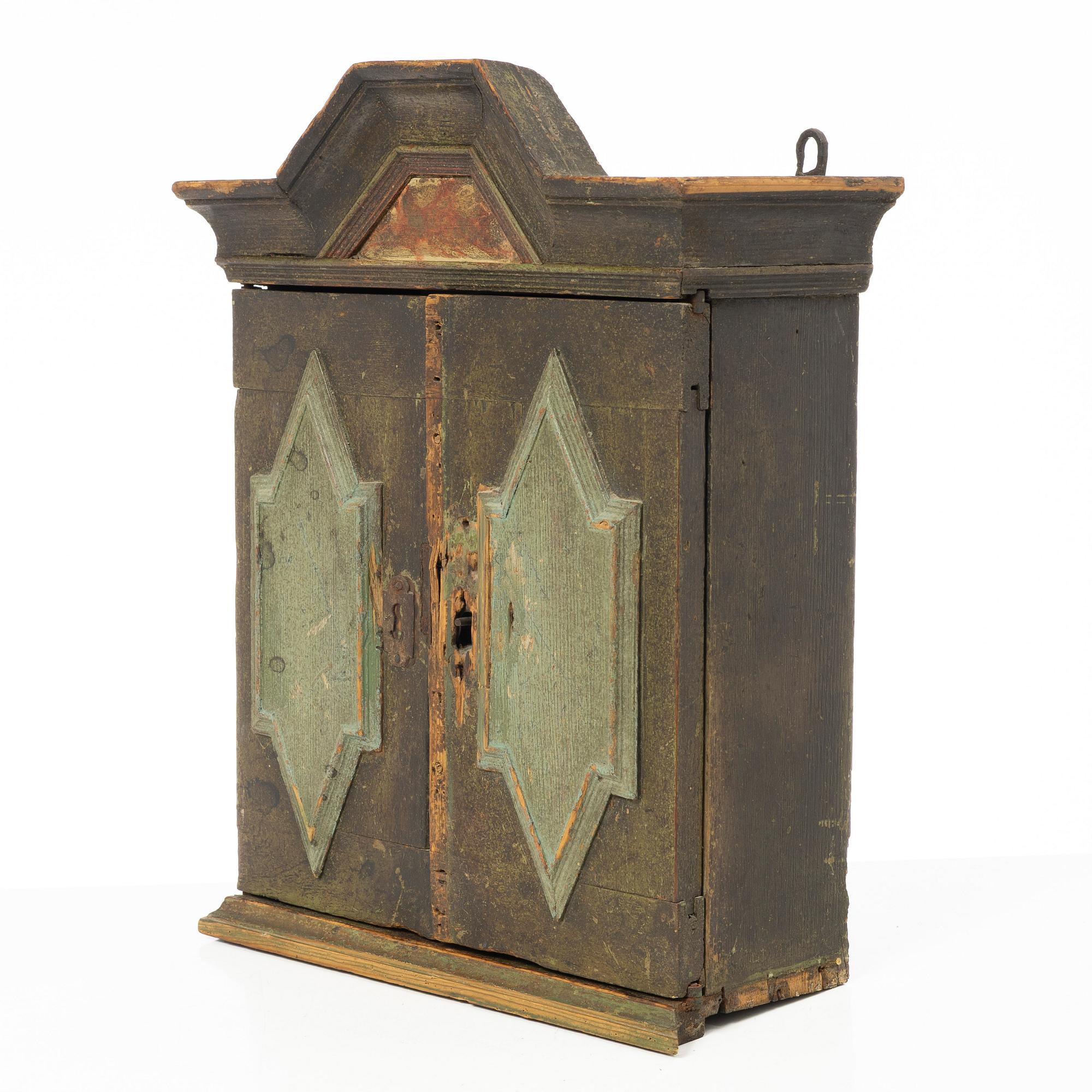 Spice cabinet/wall cabinet, folk art, late Baroque, 18th century.