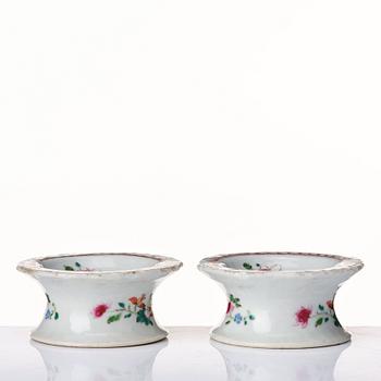 A pair of famille rose salts, Qing dynasty, Qianlong (1736-95).