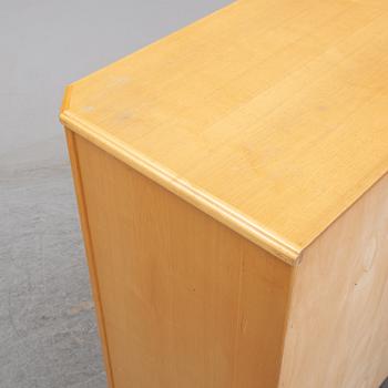 Carl Malmsten, sideboard, 1900-talets andra hälft Waggeryds möbelfabrik.