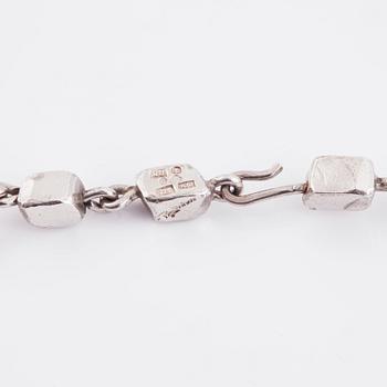 Rey Urban, a sterling silver necklace/bracelet combination,  Stockholm 1983 och 1984.