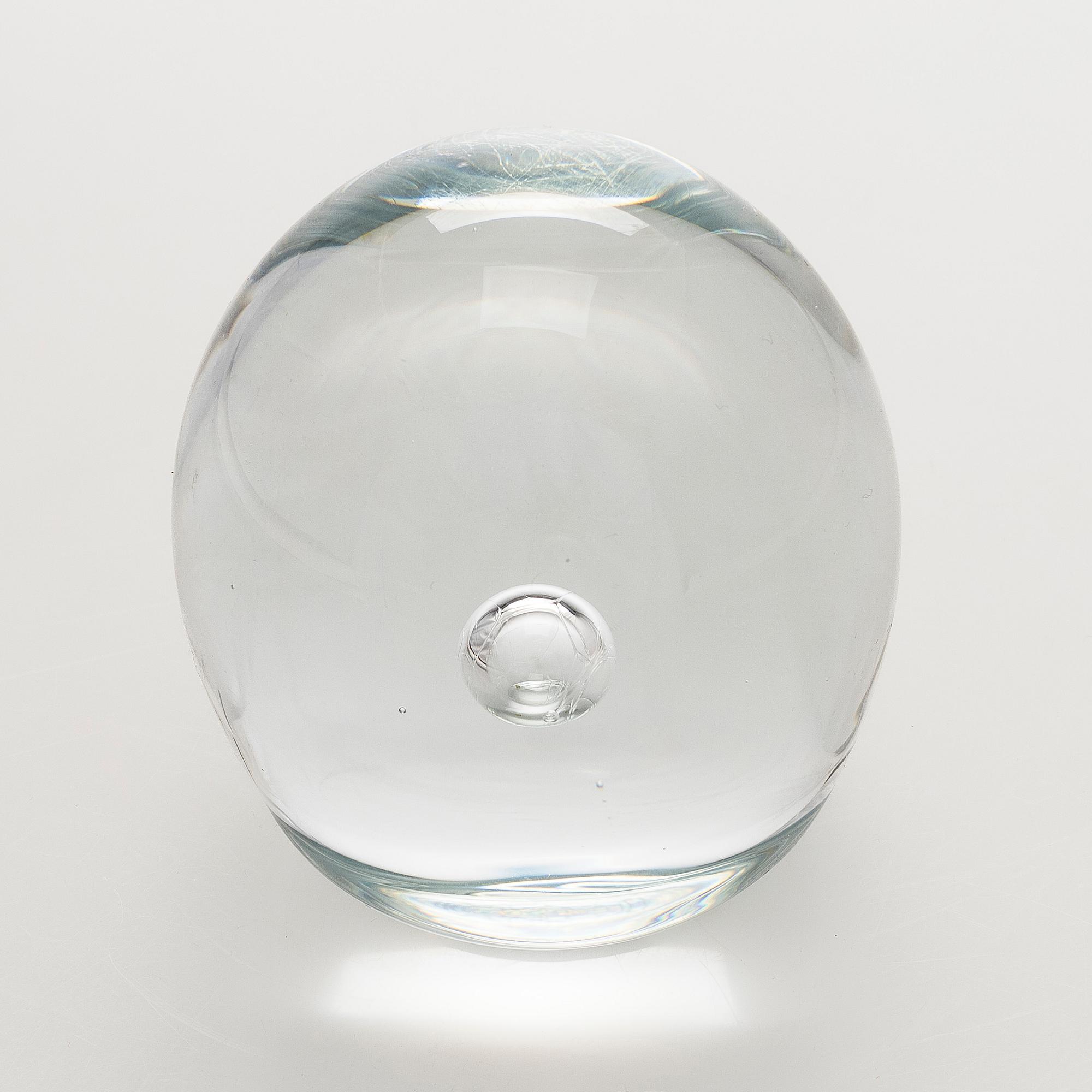 Timo Sarpaneva, an art glass, signed Timo Sarpaneva Iittala.