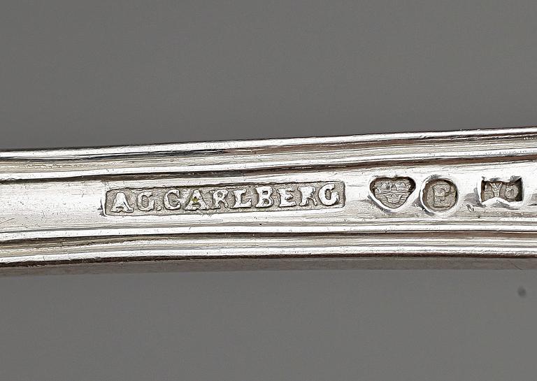 PARTI BESTICK, silver, flertal olika tillverkare, bla Anders Gustaf Carlberg, Eksjö 1877. Tot vikt ca 1190 g.