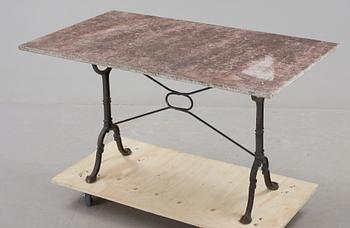 TRÄDGÅRDSGRUPP, 6 delar, 1900-talets andra hälft.