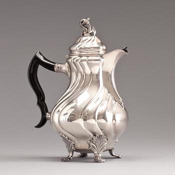 KAFFEKANNA, silver, C.G Hallbergs, Stockholm, 1950, total vikt 790g.