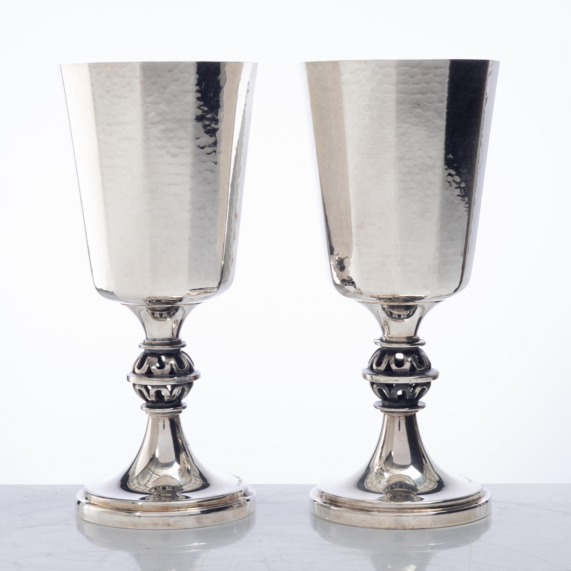 Eric Löfman, A set of twelve silver wine glasses, KG Markströms, Uppsala 1977-1978.