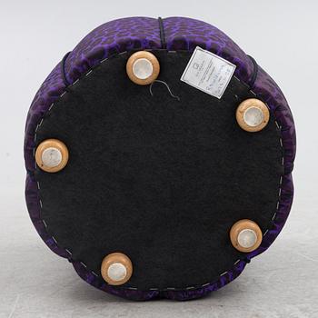 Josef Frank, stool model B 530, Svenskt Tenn 2023.