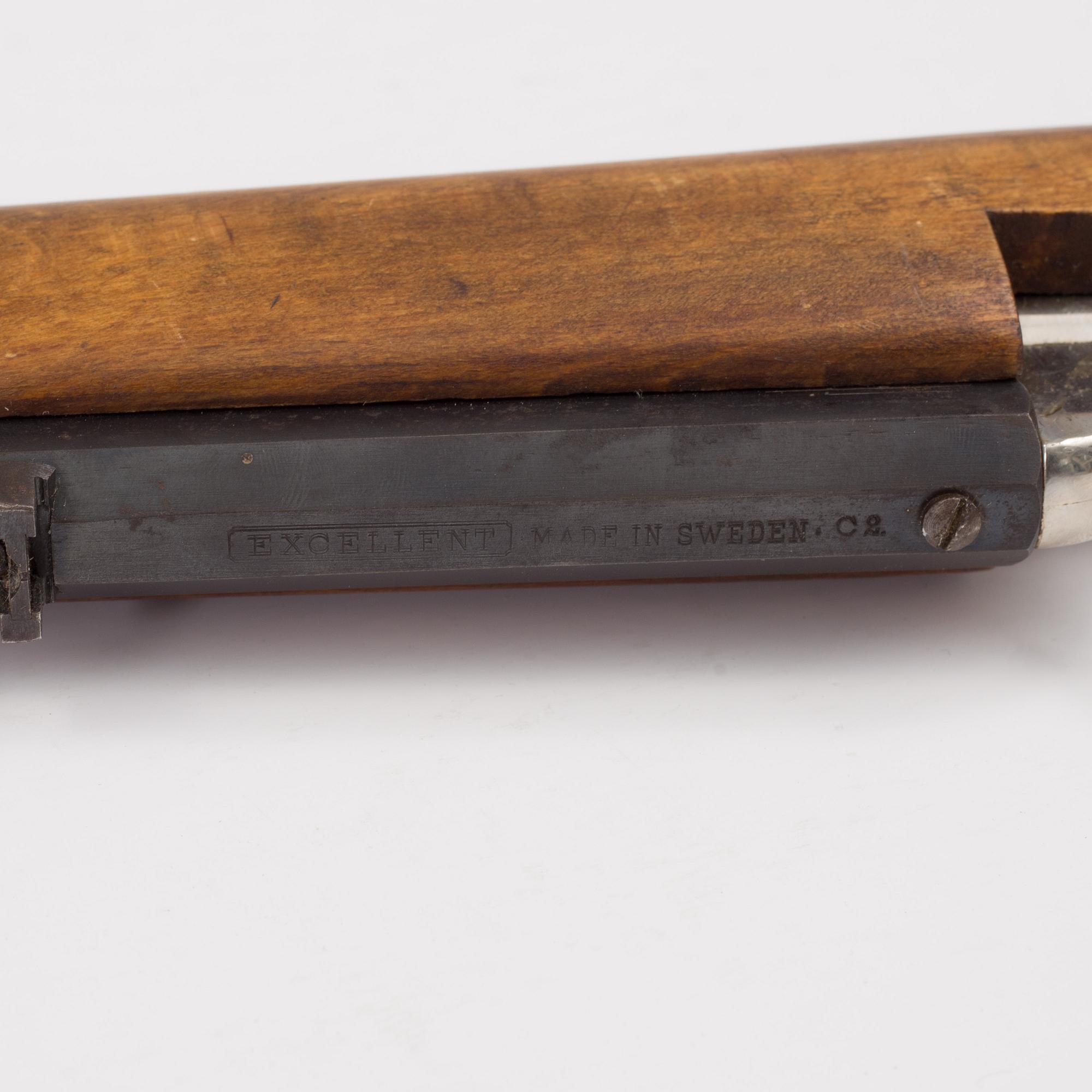 LUFTGEVÄR, Excellent-Geväret Modell C2. 1920 - 1940- tal.