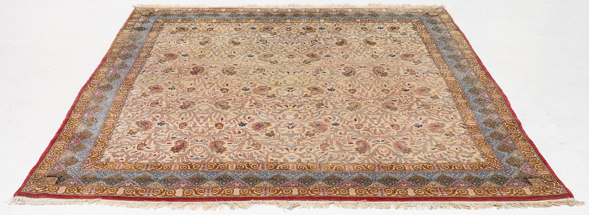 Carpet, Quom, approx. 285 x 220 cm.