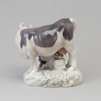 An Axel Locher porcelain figure group, for Bing & Gröndahl, Denmark, 1980s.