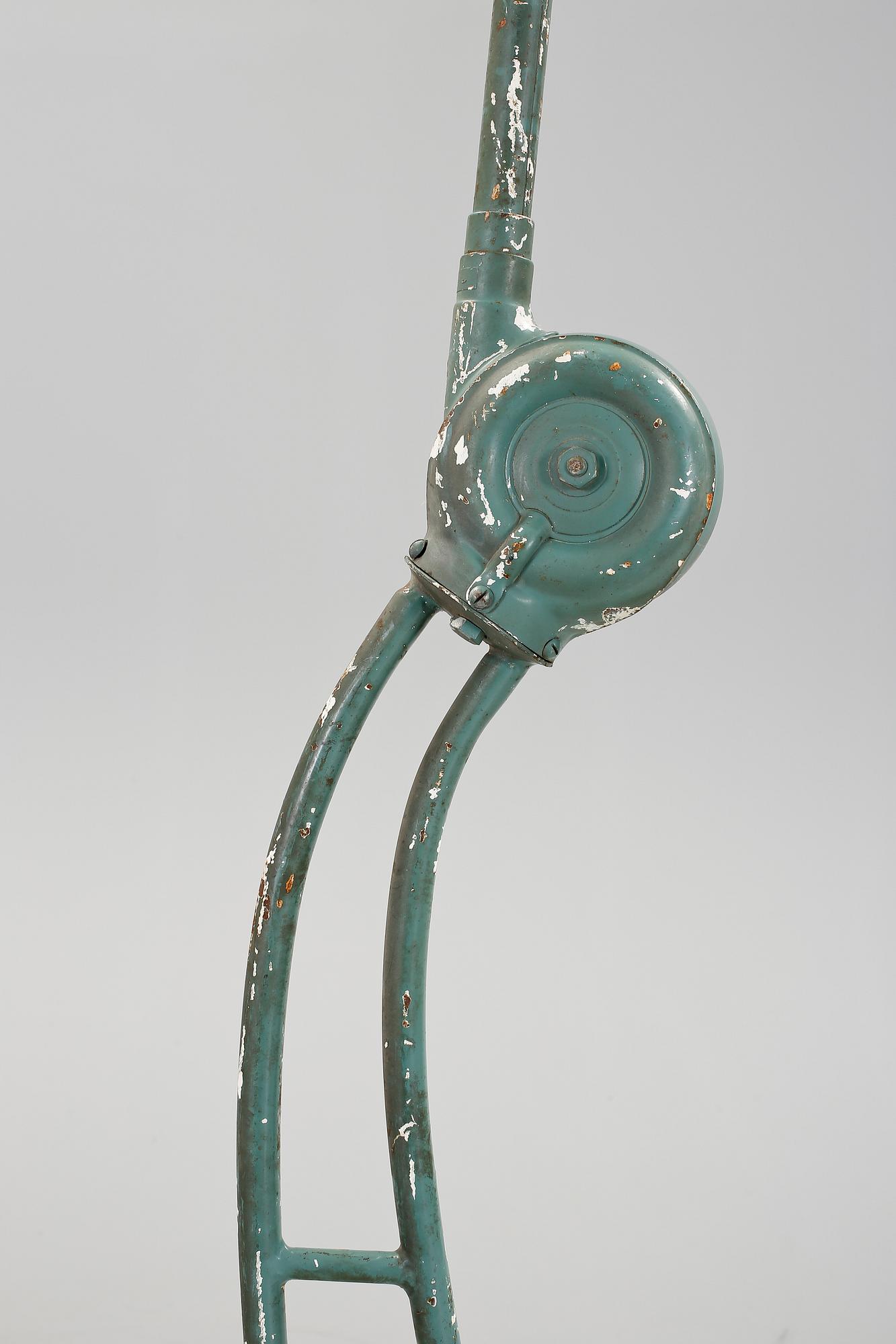 VÄGGLAMPA / INDUSTRILAMPA, "Triplex", Johan-Petter Johansson, 1900-talets mitt.