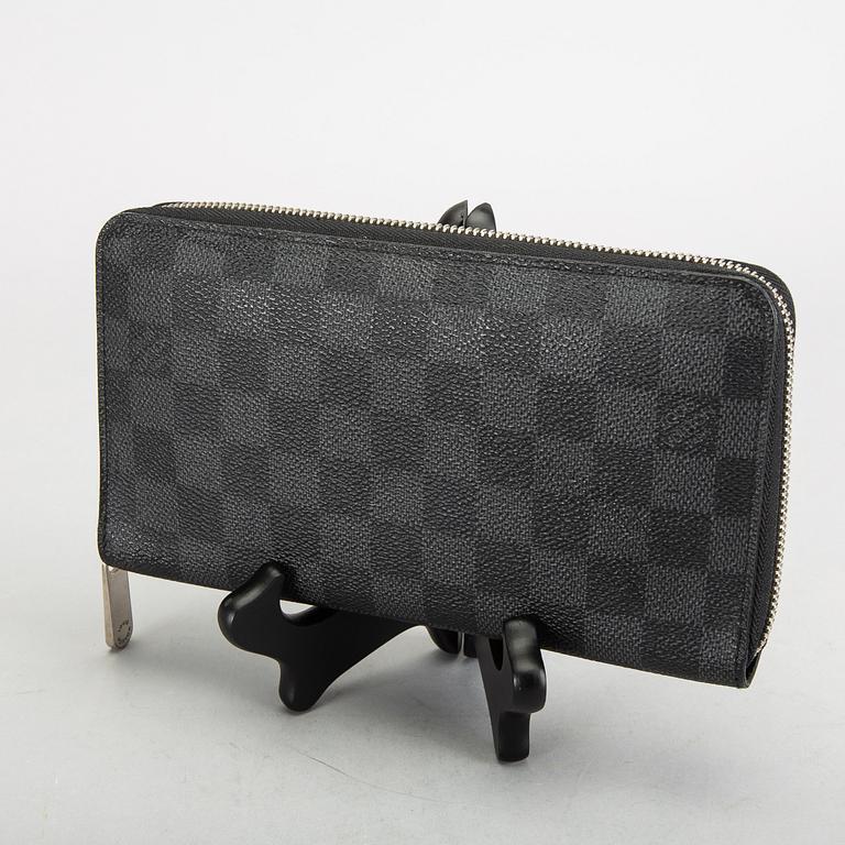 LOUIS VUITTON, Organizer, made in Spain.