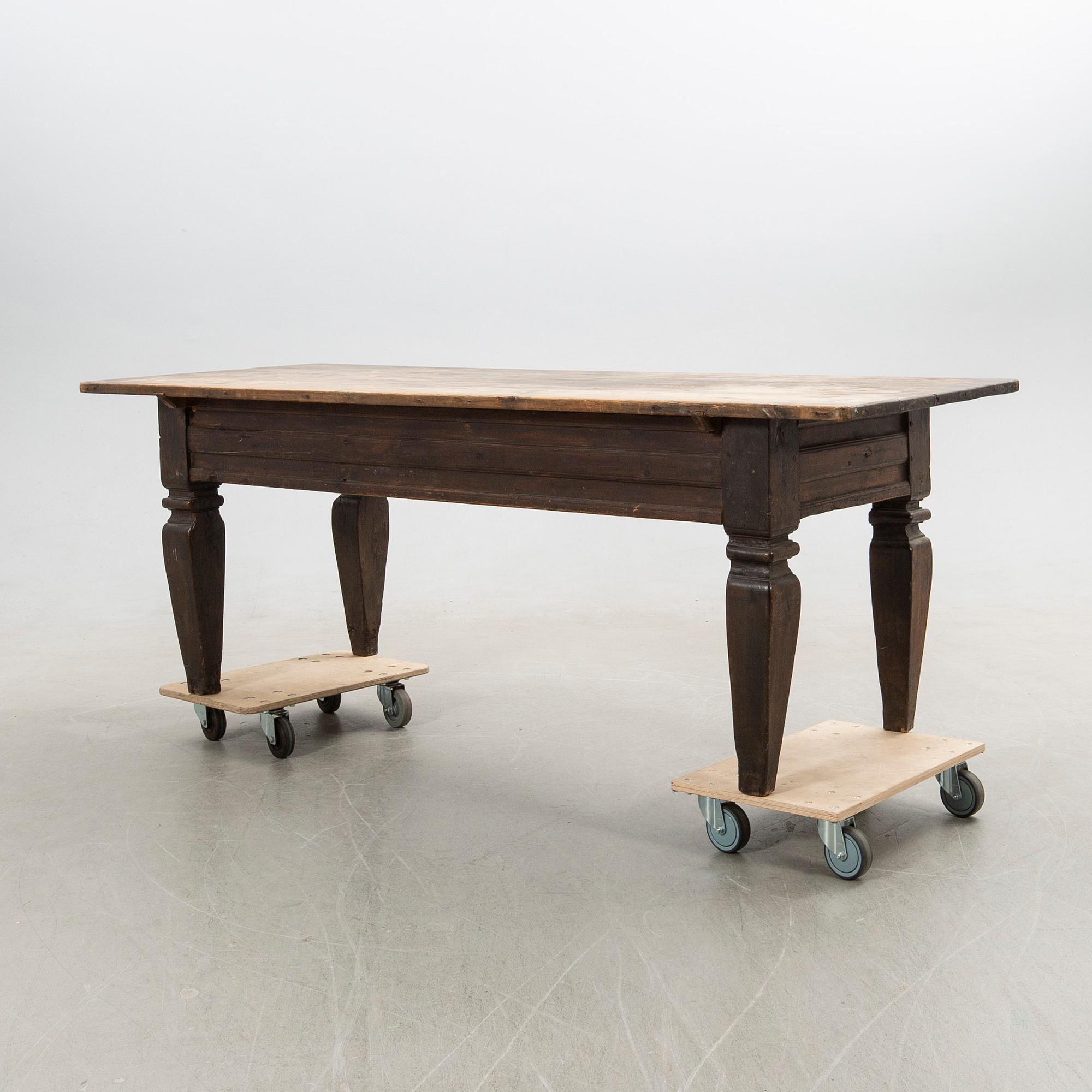 Table, second half of the 18th century.