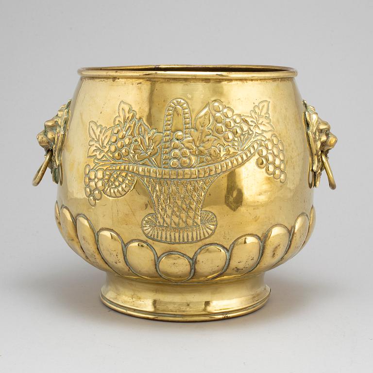 YTTERFODER, mässing, 1800-tal.