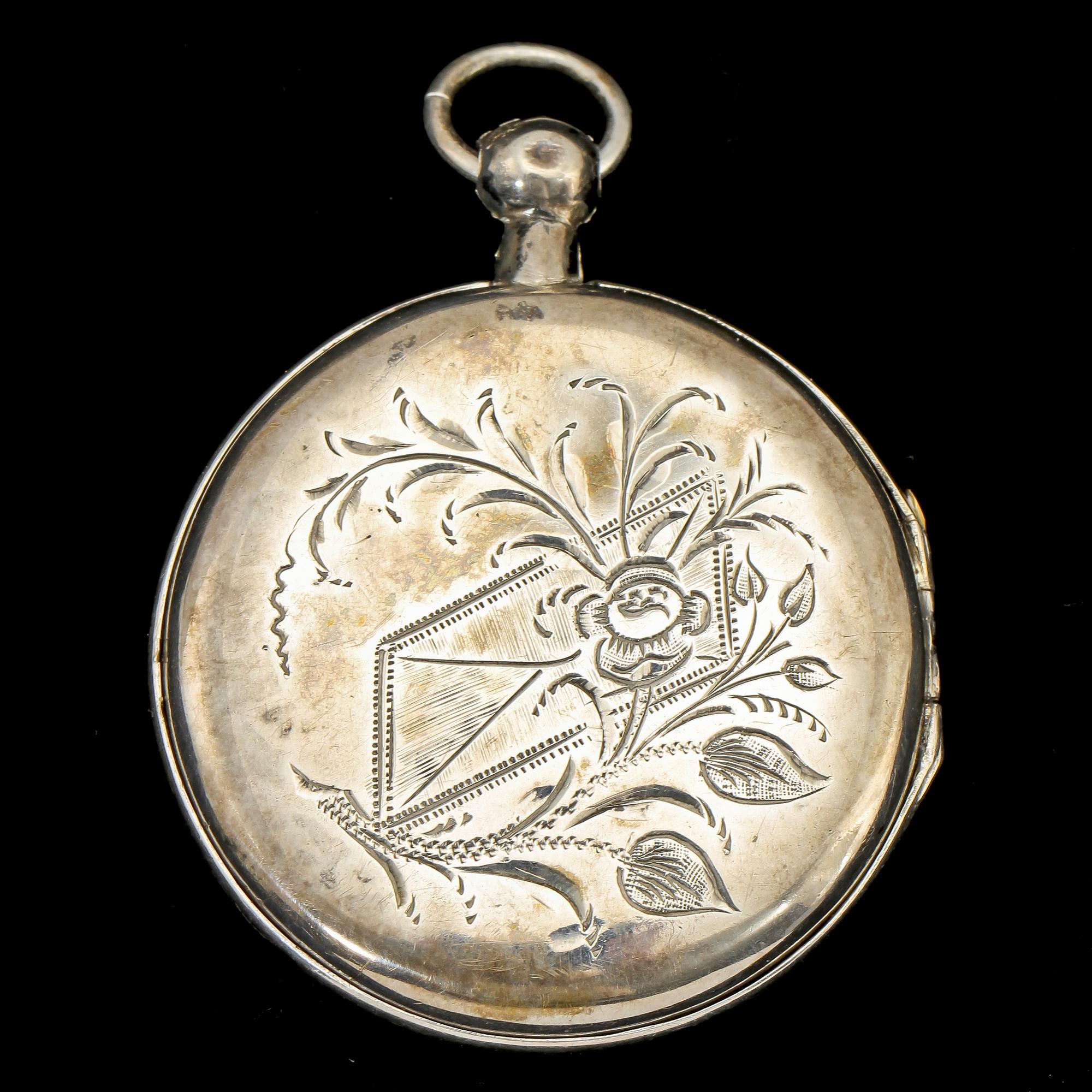 LUKTDOSA, silver, Carl Andreas Kjernås, Göteborg, 1891. Vikt 21 g.