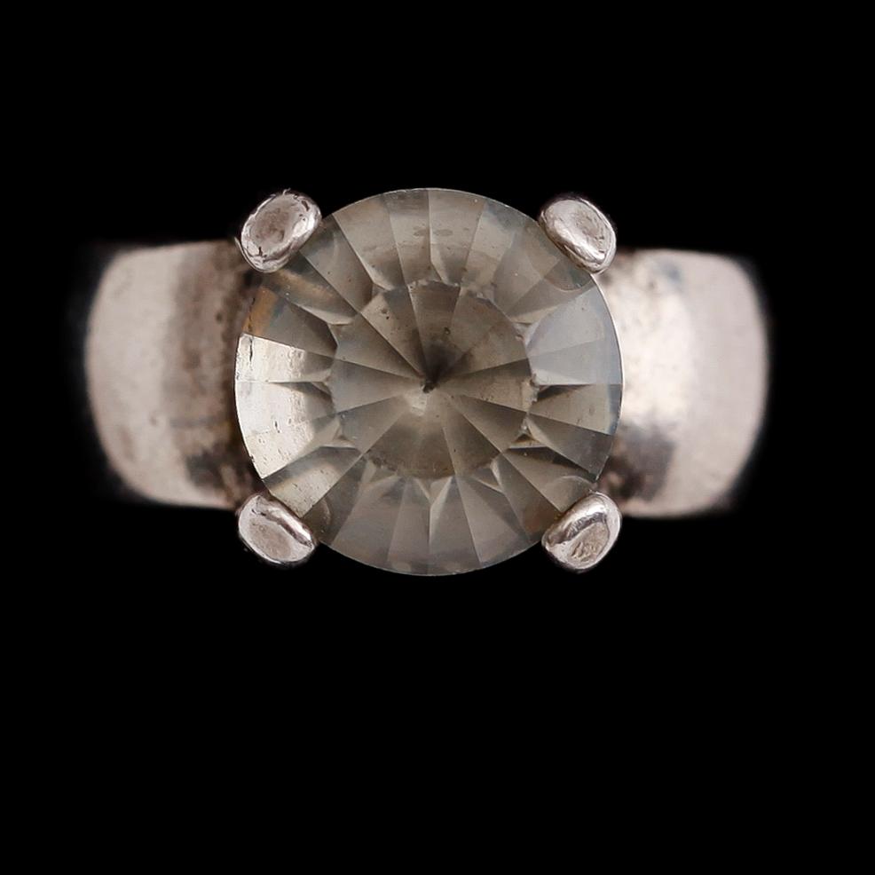 RINGAR, 3 st, silver, 1900-talets andra hälft. Total vikt ca 27 gram.
