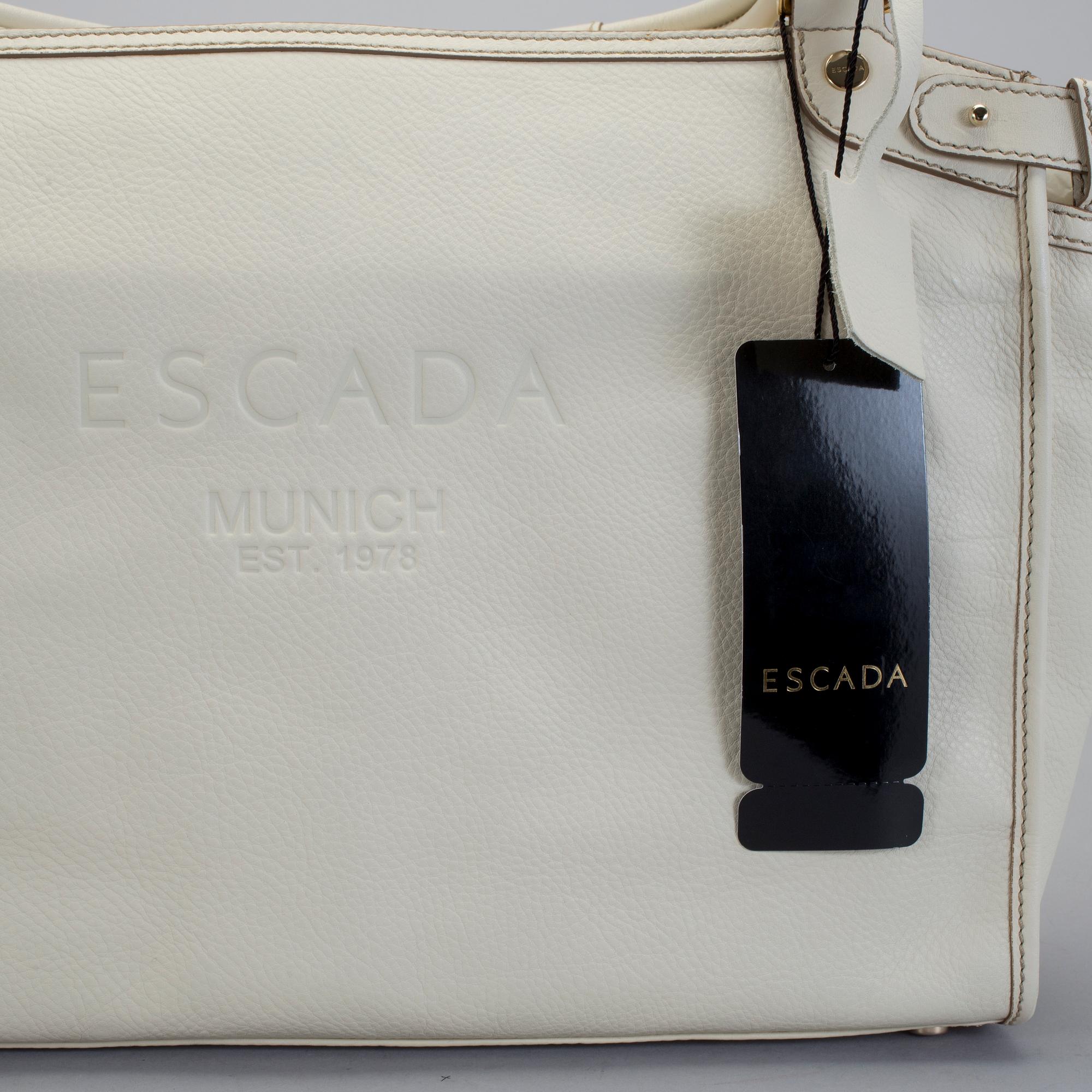 VÄSKA, Escada.