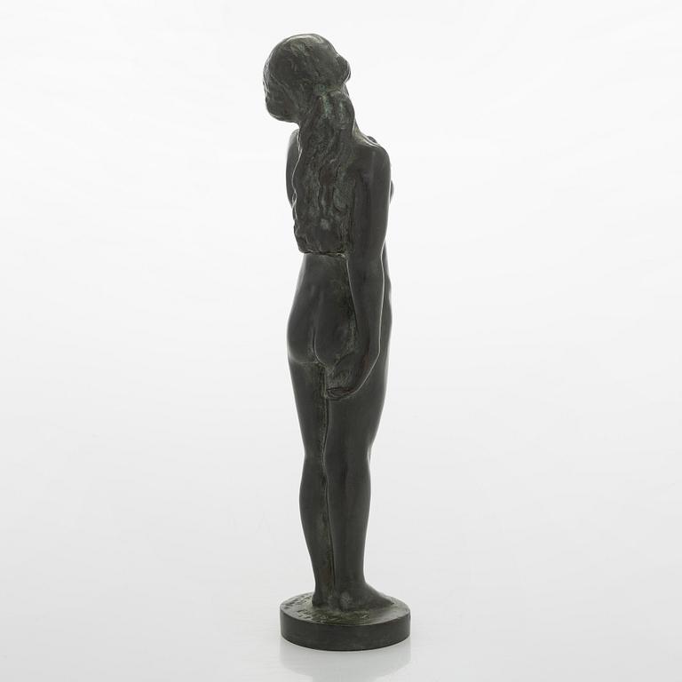 Aarre Aaltonen, Standing woman.