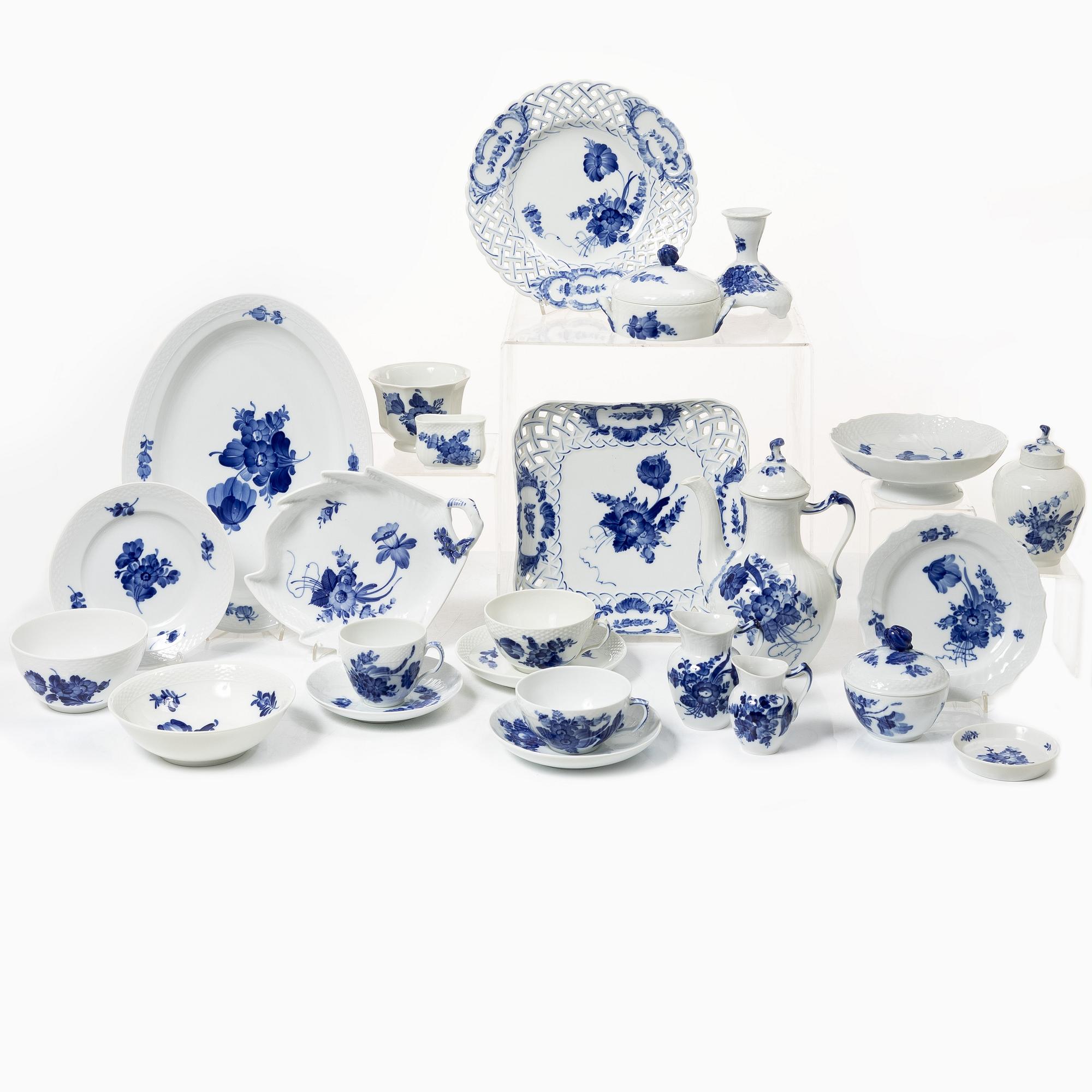 A Royal Copenhagen 'Blå blomst' part service, Denmark, 20th century. (44 pieces).