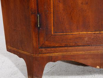 HÖRNSKÅP, England, 1800-talets början.