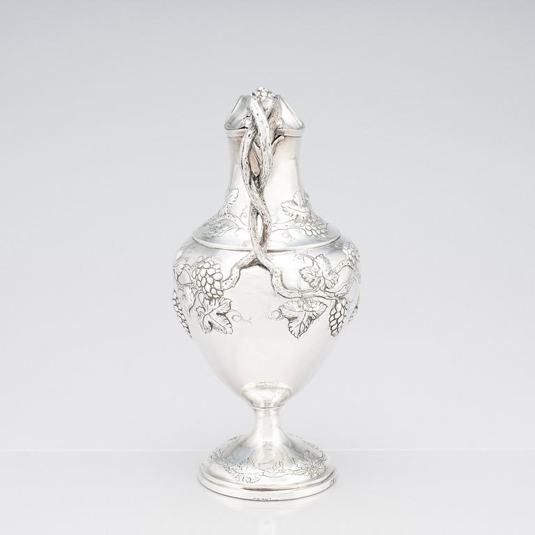 A George III sterling silver ewer, marks of John Scofield, London 1787.