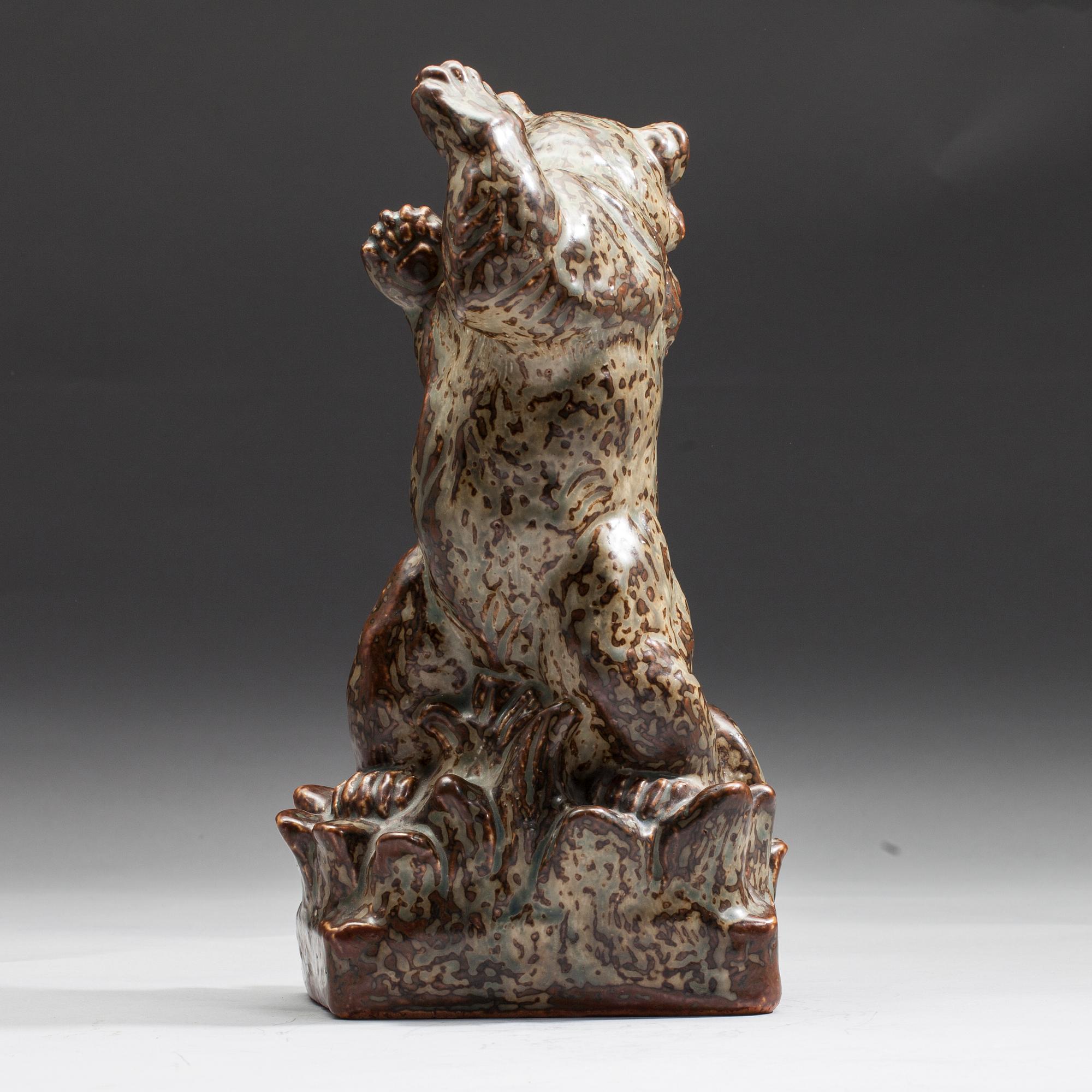 FIGURIN, stengods, Knud Kyhn, Royal Copenhagen, 1950-tal.