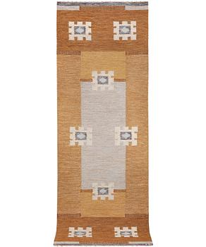 Ingegerd Silow, a runner carpet, flat weave, Sweden, signed IS, c. 253 x 83 cm.