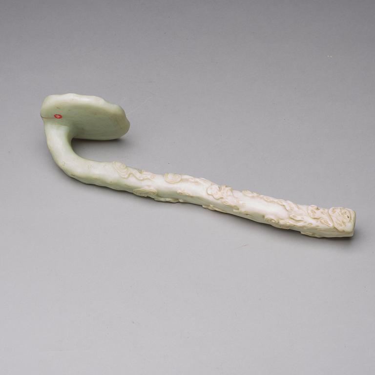 A nephrite ruyi sceptre, presumably late Qing dynasty.