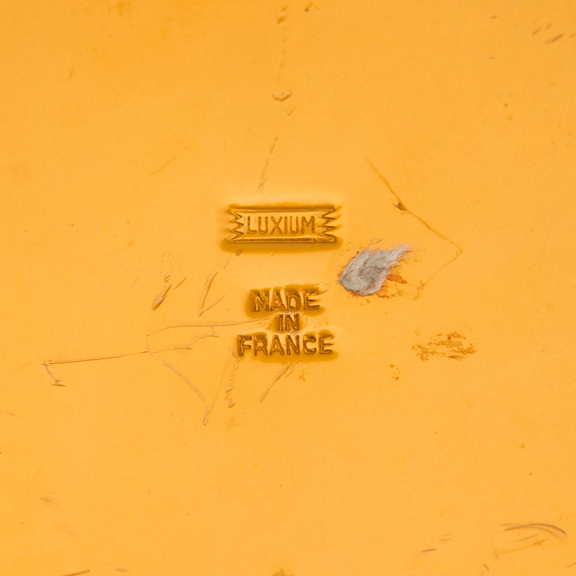 ISHINK, "Luxium", Frankrike. 1900-tal.