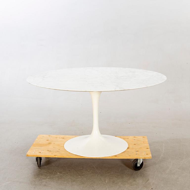 EERO SAARINEN, matbord, "Tulip", Knoll International.