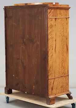 CHIFFONJE, senempire, ca 1840.