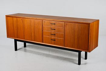 SIDEBOARD, Möbelfabriken Linden, Horda, 1900-talets andra hälft.