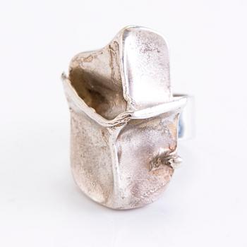 BJÖRN WECKSTRÖM, SORMUS, "Magmassa", KETJU ja KORVAKORUT, sterlinghopeaa, Lapponia, Helsinki 1971-88.