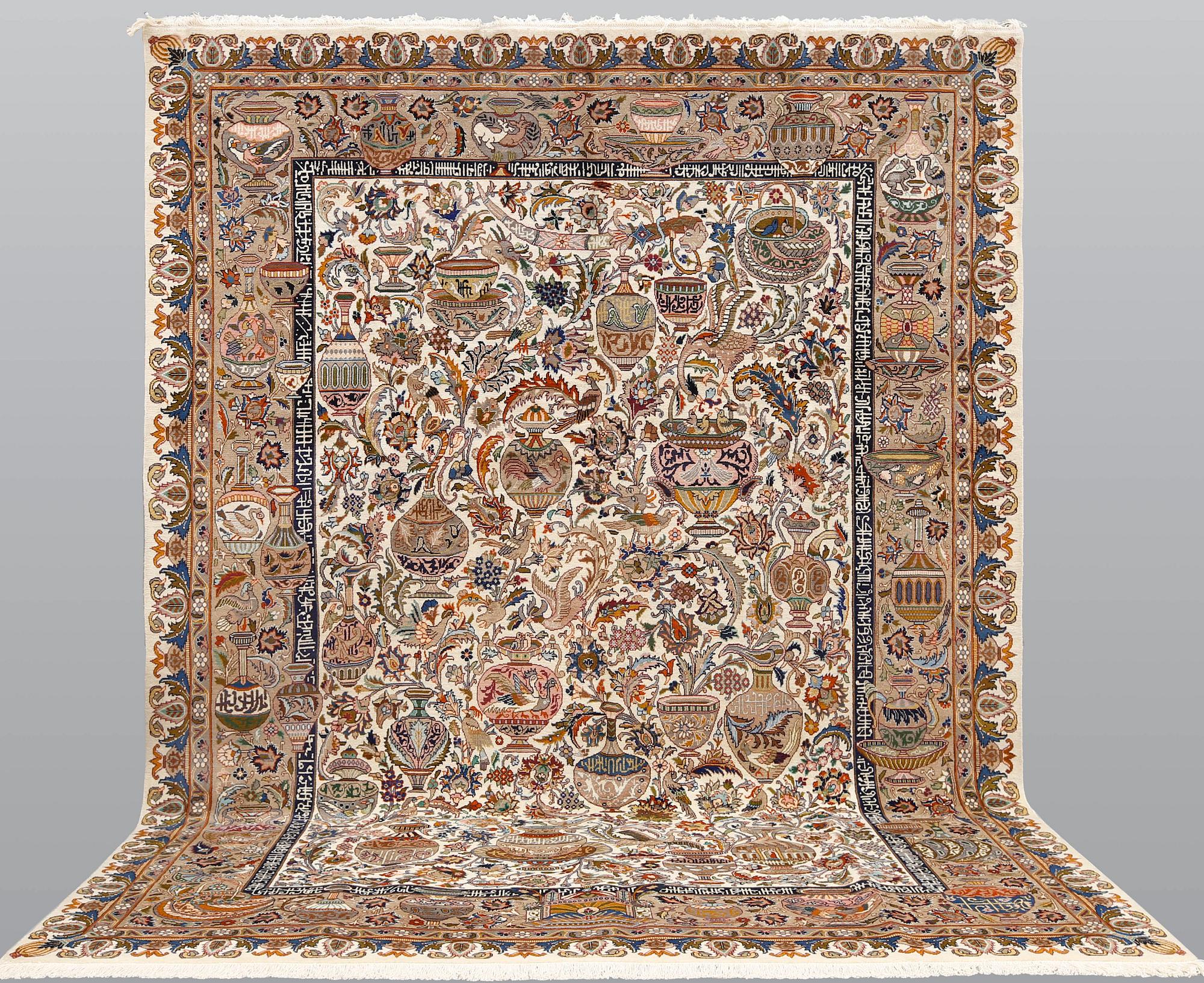 Matta, figural Kashmar, ca 393 x 293 cm.