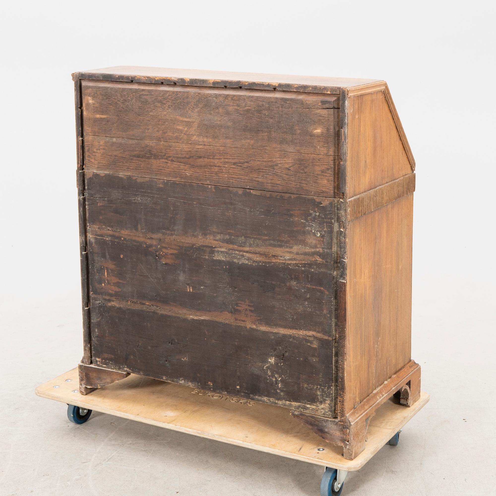 A 19th century oak writing desk.
