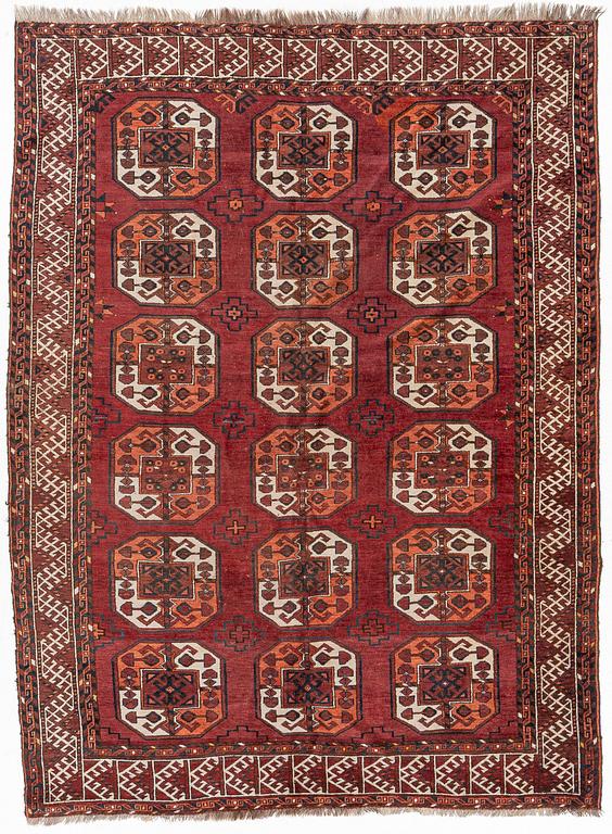 Matta, Ersari, ca 205 x 198 cm.