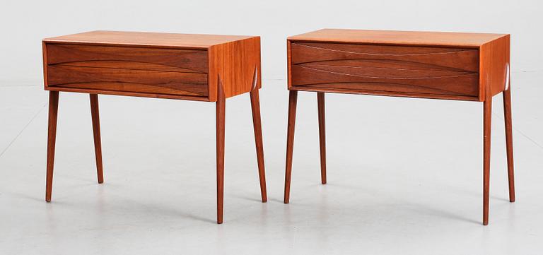 SÄNGBORD, ett par, teak AB Glas & Trä. 1950-60-tal.