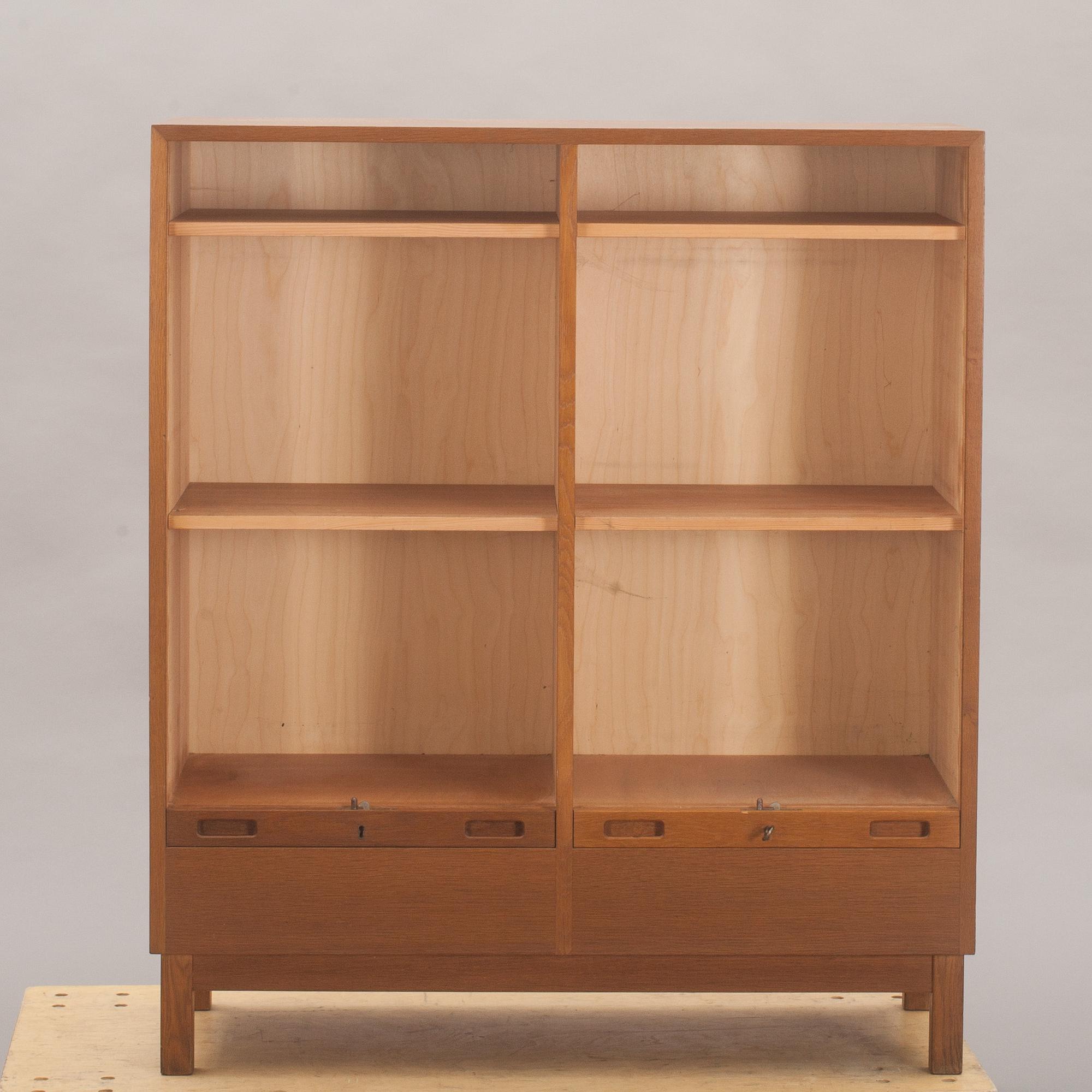 DOKUMENTSKÅP, 1900-talets andra hälft.