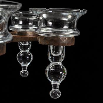 BERTIL VALLIEN, ljuskrona, glas och metall för sex ljus.  Boda smide.