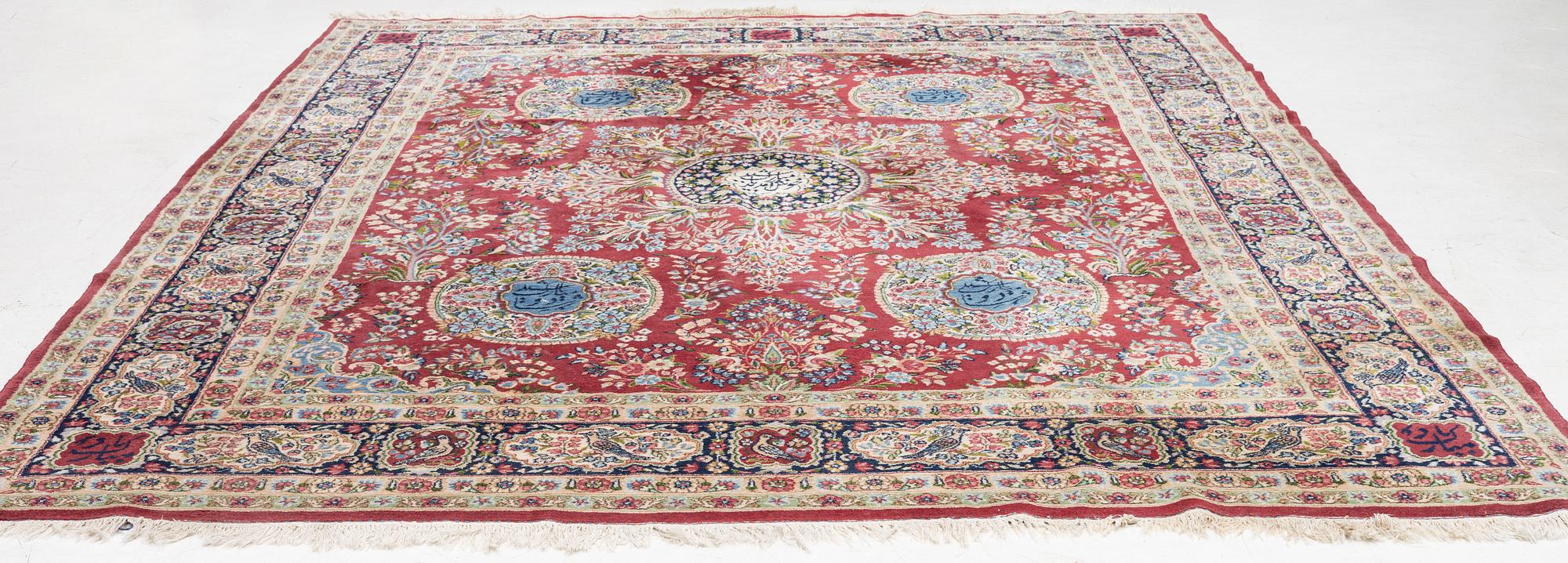 Carpet, oriental, approx. 340 x 250 cm.