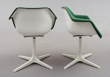 STOLAR, 1 par, Robin Day för Hille, England, tillverkade på licens av Overman, Sverige, 1900-talets andra hälft.