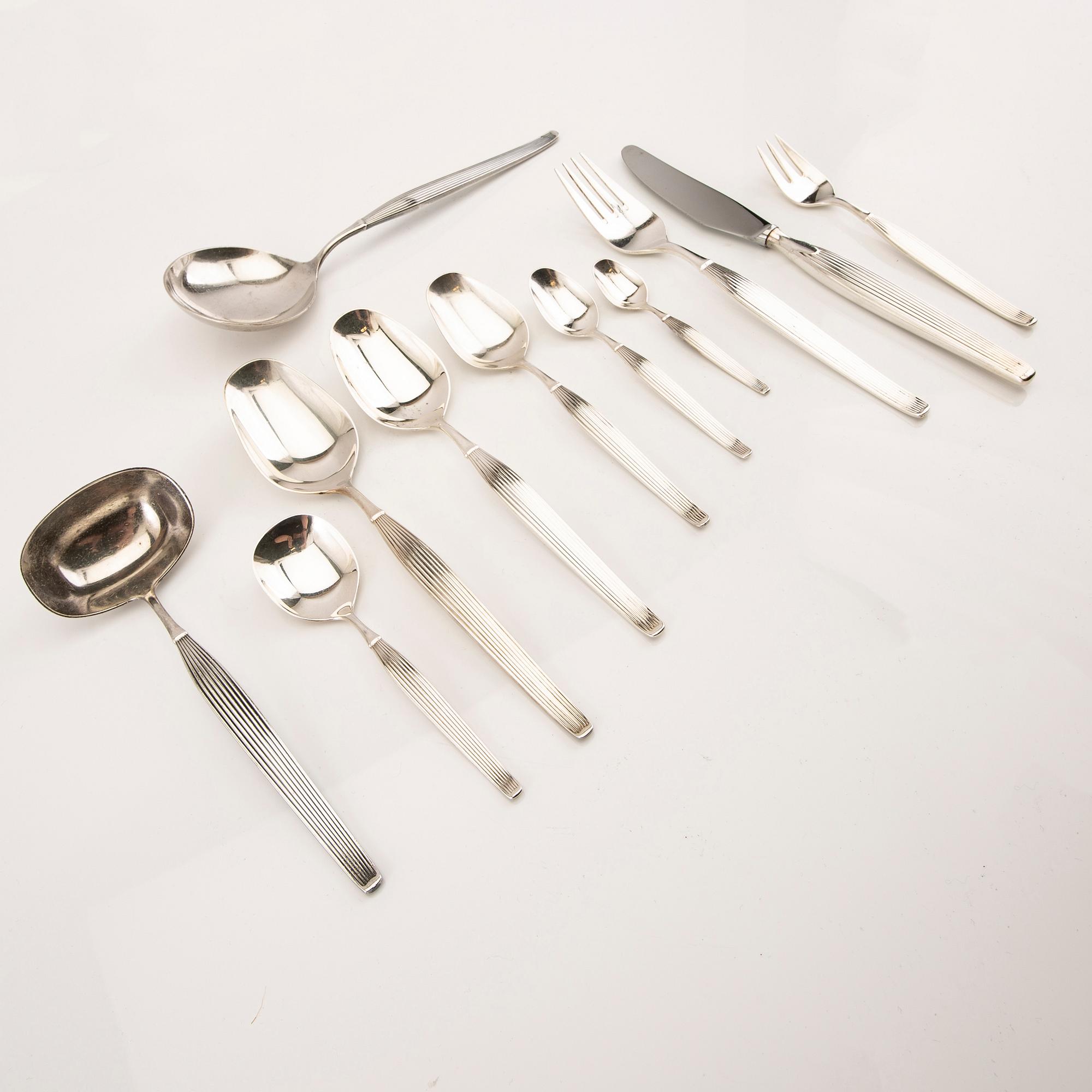 Henning Seidelin, cutlery set 78 pieces "Savoy" silver-plated for Frigast Denmark from the 1960s.