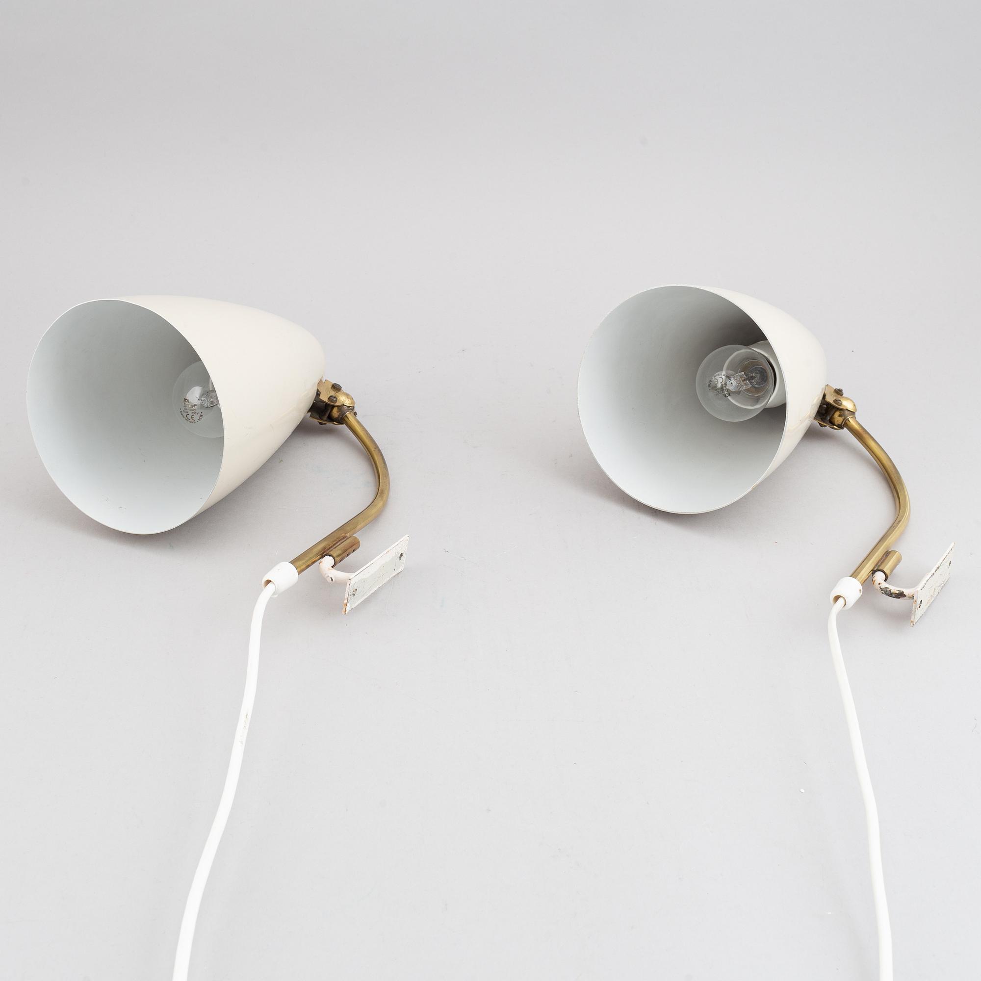 A pair of wall lights, model AH 43, produced by Itsu, 1950-60s.