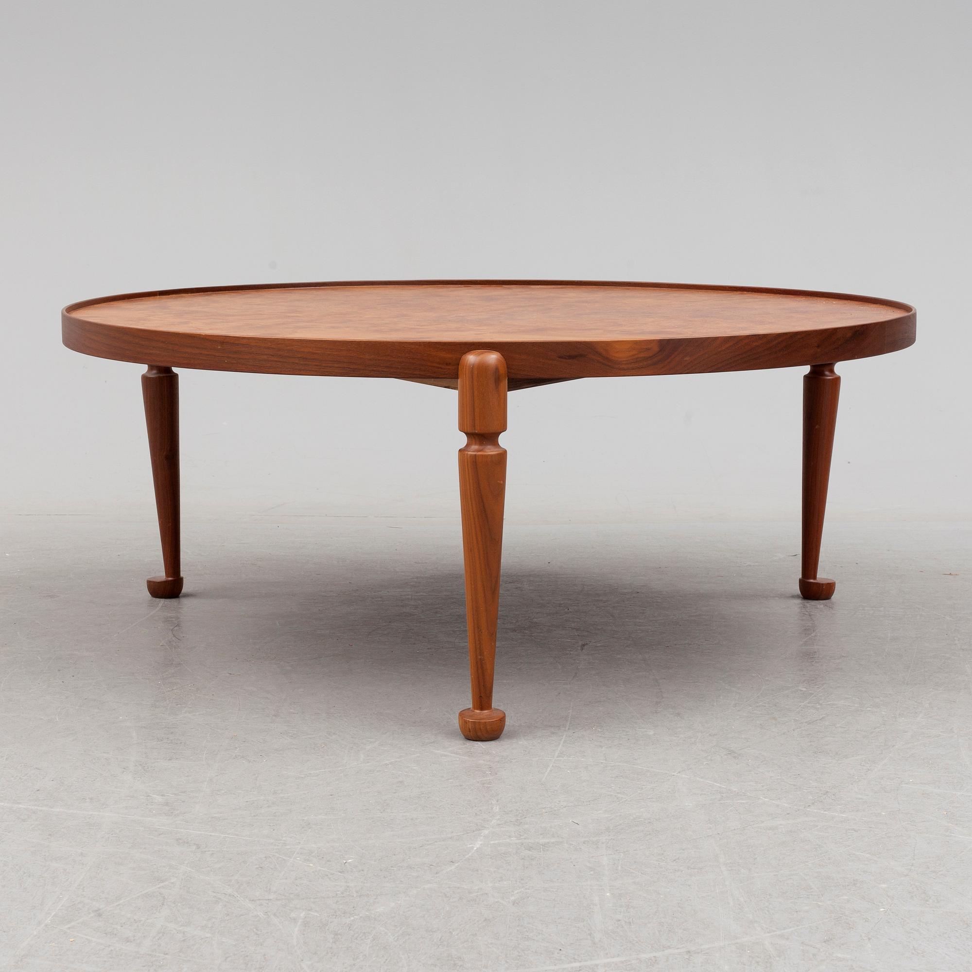 JOSEF FRANK, soffbord, modell 2139,  Firma Svenskt Tenn.