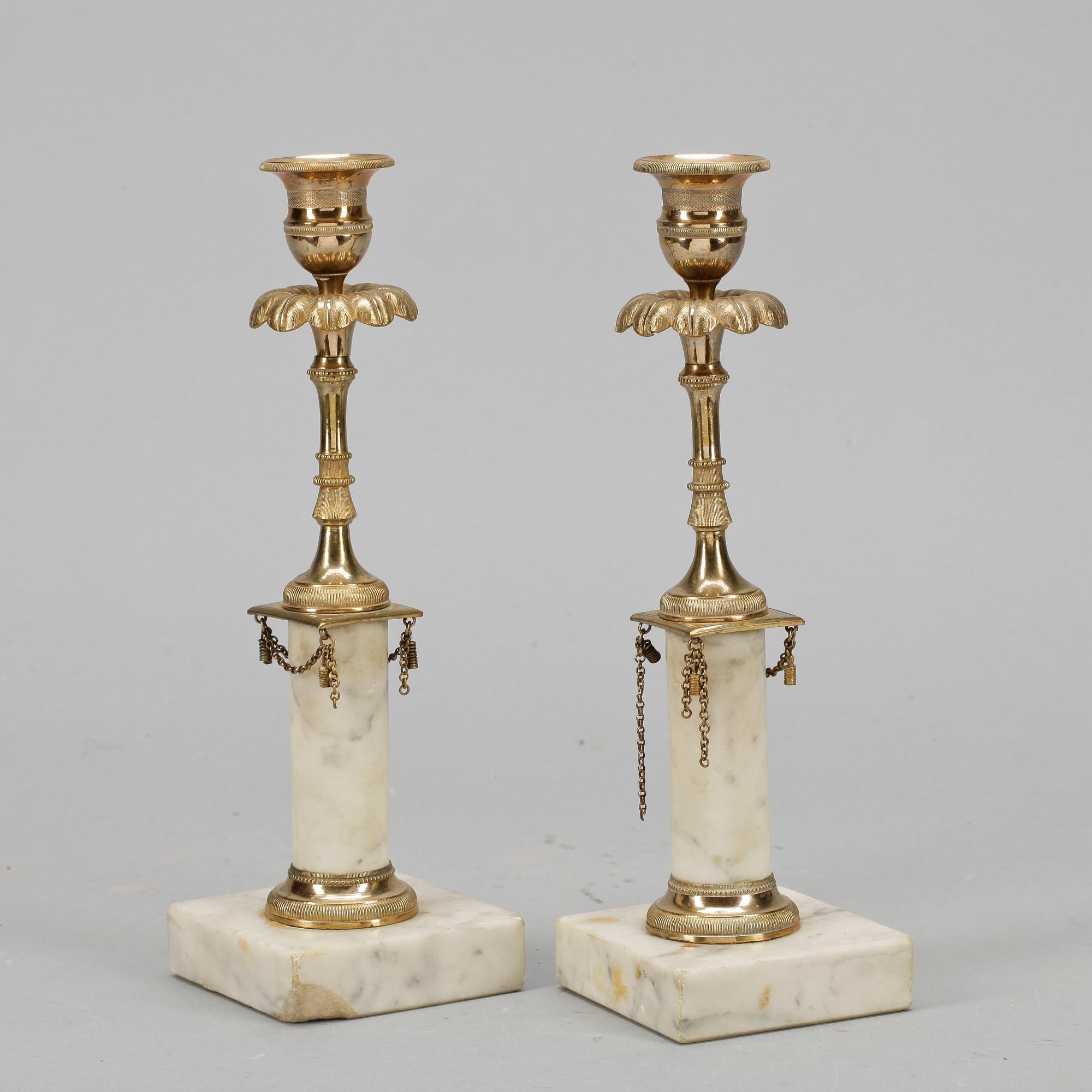 LJUSSTAKAR, ett par, sengustavianska, sekelskiftet 1800.