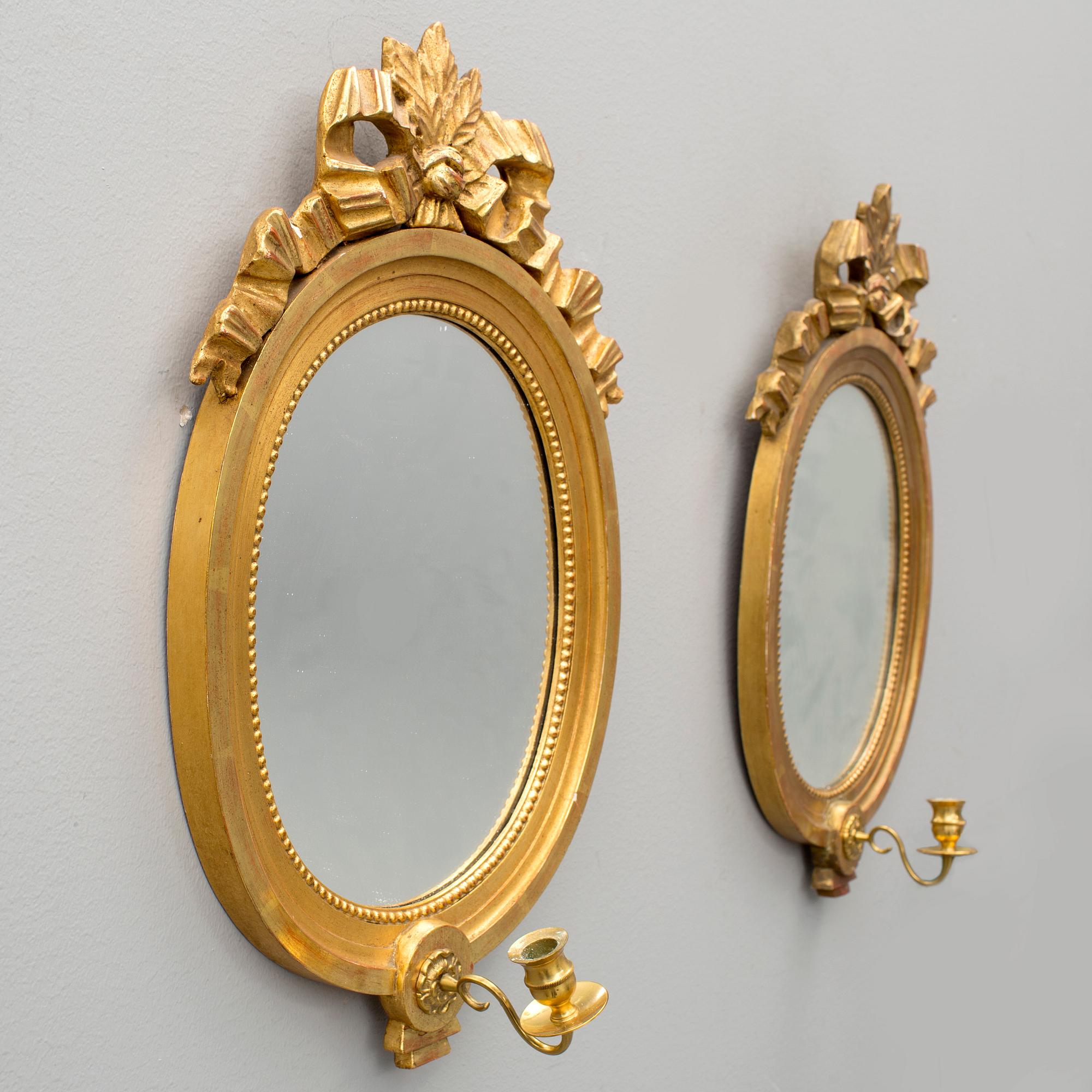 SPEGELLAMPETTER, ett par, gustaviansk stil, 1900-tal.